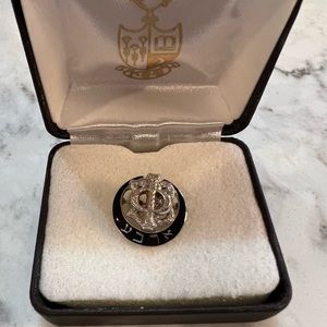 Gamma Phi Beta Member Pin in Box - Silver
